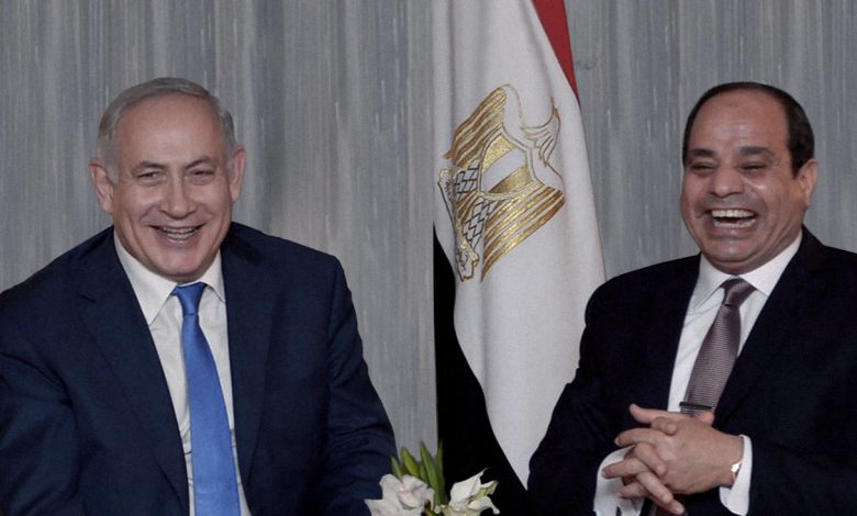 مصر تضخ مليارات الدولارات في خزائن الاحتلال بينما غزة تنزف
