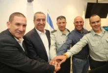 في خضم حرب الإبادة.. صفقة أمنية بين السلطة الفلسطينية والاحتلال