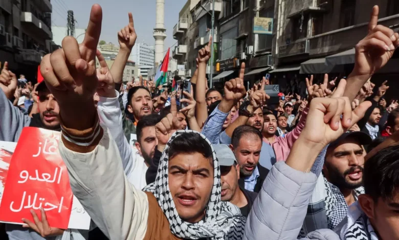 الأردن: السلطات تنتقم من أقارب مطلقي النار على جنود إسرائيليين