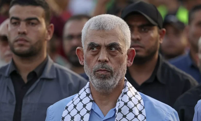 "المقاومة لا تموت": ردود فعل مواقع التواصل الاجتماعي بعد اغتيال السنوار