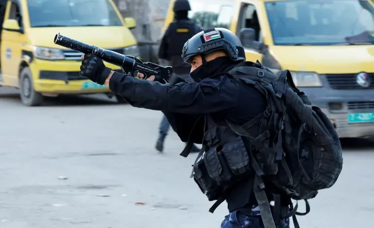 غضب شعبي وتحذيرات من كارثة بعد هجوم السلطة على جنين