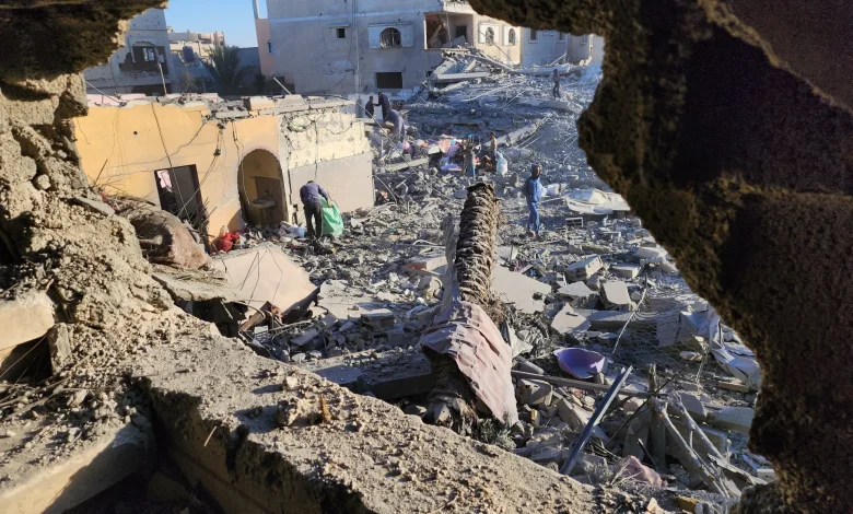 فتح تطالب بحكم غزة وتكشف عن مساعي لإبقاء الأسرى في السجون