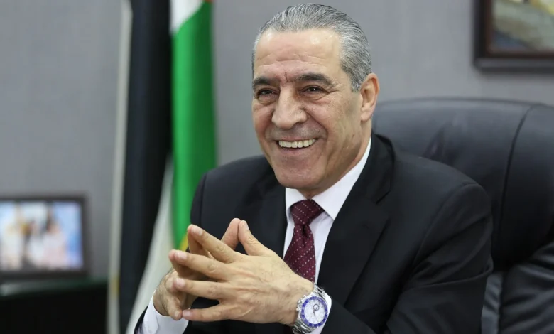 إقالة حسين الشيخ.. هل يفقد نفوذه أم يعيد تموضعه؟