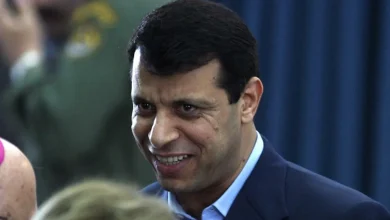 الهباش يكشف عن خطط عباس لتعيين محمد دحلان نائبًا له