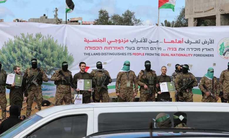 محادثات واشنطن وحماس تفضح عجز السلطة الفلسطينية عن تمثيل الشعب