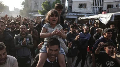 موقع بريطاني يكشف حقيقة فبركة تظاهرات احتجاجية في غزة وحرف أهدافها