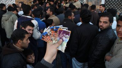 السلطة الفلسطينية تلجأ للتقاعد الإجباري لإنقاذ خزينتها المفلسة