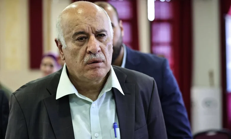 جبريل الرجوب يهاجم 7 أكتوبر ويمتدح عباس.. تصريحات مثيرة للجدل!