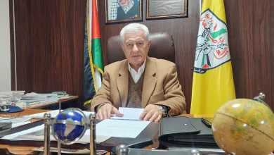 عباس زكي يثير الجدل قبل زيارة عباس إلى دمشق بتصريح حول الأسد