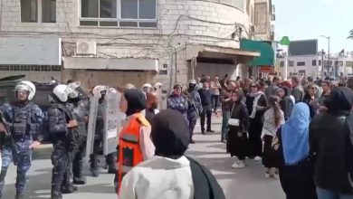 الكشف عن مشاهد صادمة في قمع مسيرة رام الله لنصرة غزة