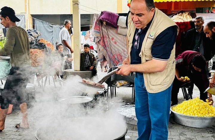 فضيحة أحمد حلس: عنصر المخابرات الخفي يمارس التضليل ويسرق المساعدات