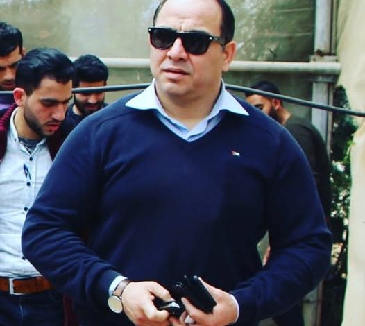 أحمد حلس والتحريض على المقاومة: مزايدة سياسية على حساب المعاناة الإنسانية