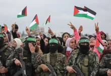 الإعلام الإسرائيلي: رد حماس على عرض وقف إطلاق النار يعكس استمرار قوتها ونفوذها