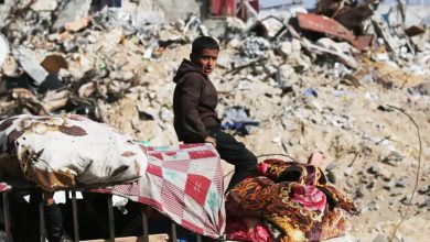 كبار المسؤولين في الأمم المتحدة: سكان غزة محاصرين بالقصف والتجويع