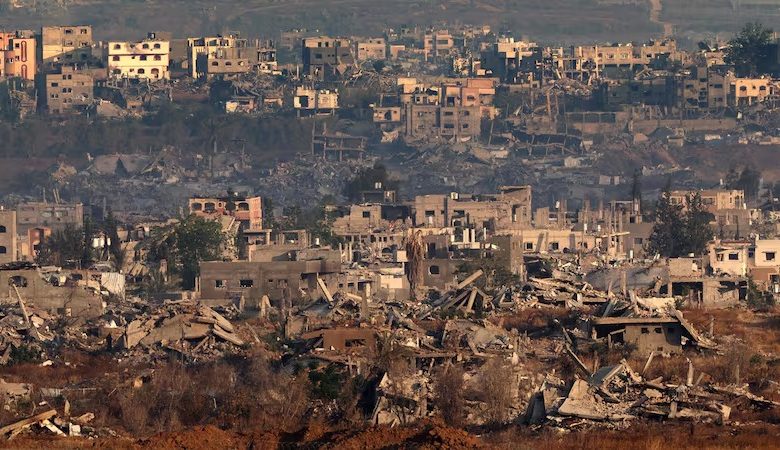 الغارديان تدعو إلى استخدام التدخل العسكري لوقف الإبادة الجماعية في غزة