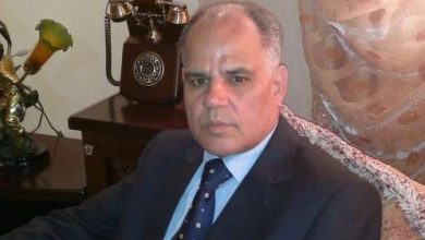 إبراهيم أبراش: مثقف السلطة في خدمة الاحتلال