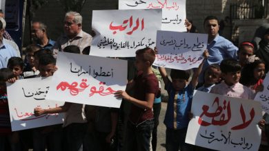 تمييز فصائلي مفضوح.. السلطة تحرم أسرى حماس والجهاد من رواتبهم
