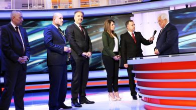 تلفزيون فلسطين يتبنى الرواية الإسرائيلية: هجوم إعلامي على المقاومة يبرّئ الاحتلال من مجاعة غزة