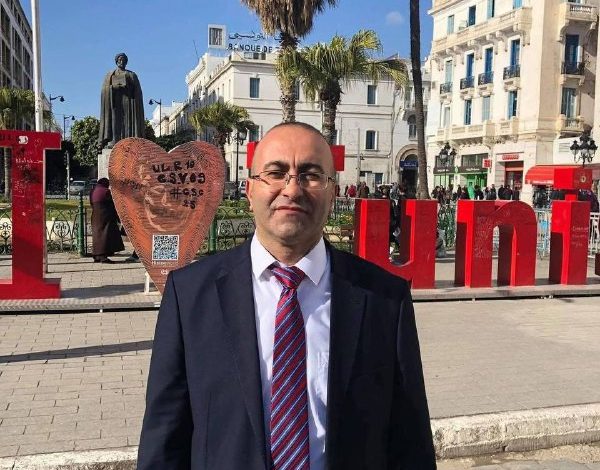 جريمة مركبة برعاية رسمية.. السلطة تقتل ضابطها وتُخرس النقابات والحقوقيين