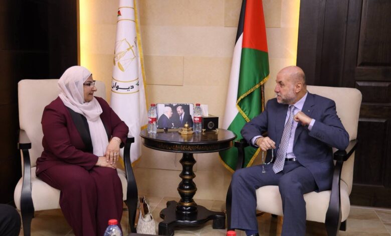 أمل فرج والهباش في رام الله اجتماعات شكلية وسط الحرب