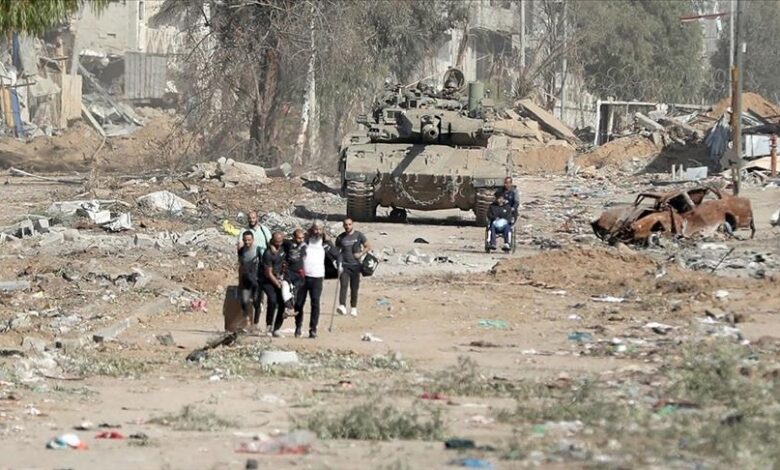 صور التعري القسري في غزة… بين دعاية الاحتلال والانحدار الأخلاقي لشبكة أفيخاي