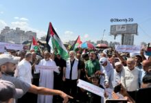 مسيرة الأكفان في غزة.. أهالي القطاع يرفضون التهجير ويواجهون الاحتلال