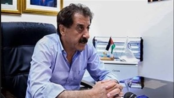 قيادي فتحاوي: نظمي مهنا غادر مع الرئيس وهدد بكشف ملفات حساسة