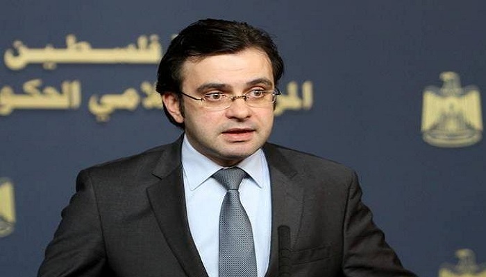 إيهاب بسيسو يحرج السلطة ويقترح مخرجًا لأزمة إدارة غزة