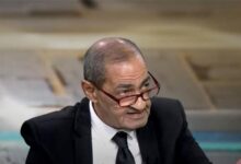 أسامة الدليل: صحفي المواقف المؤيدة للتطبيع ومعاداة المقاومة الفلسطينية