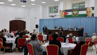 عباس يمتنع عن توجيه كلمة لغزة بعد وقف الحرب ويفضل مخاطبة الإسرائيليين