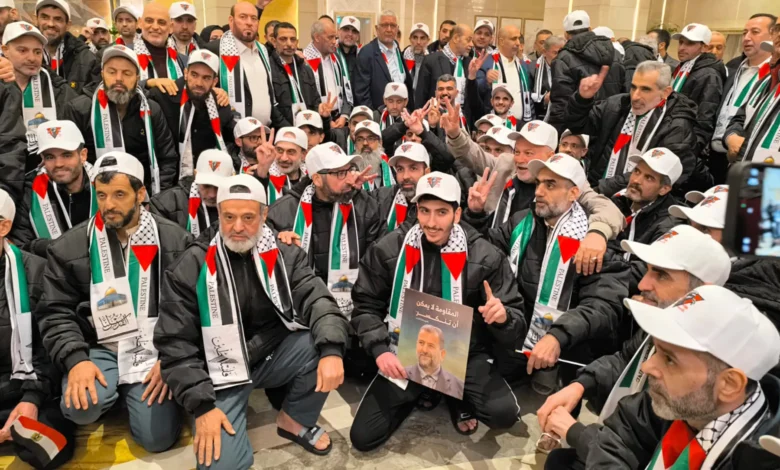 الأسرى المحررون المبعدون إلى مصر يهددون بالتصعيد ضد السلطة