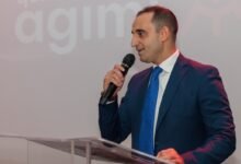 فضائح نظمي مهنا تطال نجله.. سامي يترك منصبه كسفير بعد 5 أشهر