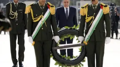 قيادي فتحاوي يهاجم حسين الشيخ: بينك وبين الزعامة مسافة فلكية