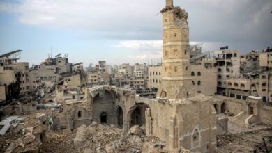 393 انتهاكاً إسرائيلياً موثقاً يفاقم الأزمة الإنسانية في غزة