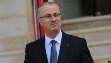 قيادي فتحاوي يفضح خفايا فساد حكومة رامي الحمد الله