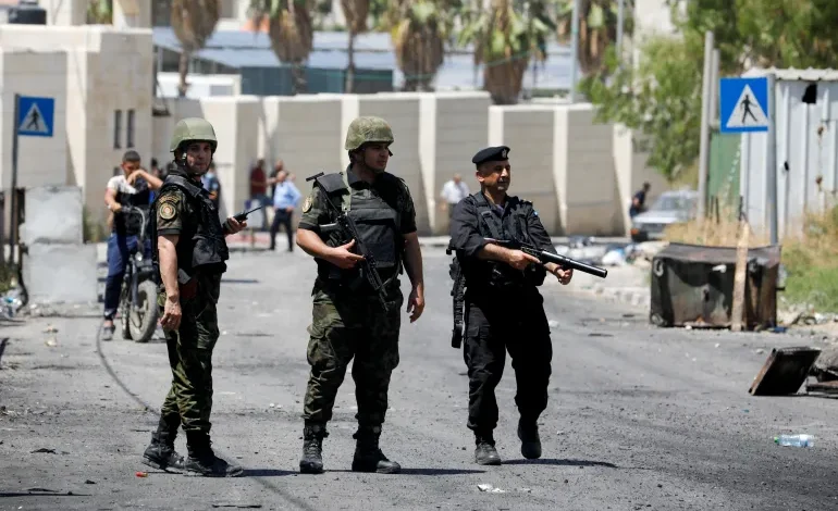 غليان شعبي في الضفة.. اعتقالات سياسية تتسع ومطالبات متصاعدة بوقف الانتهاكات