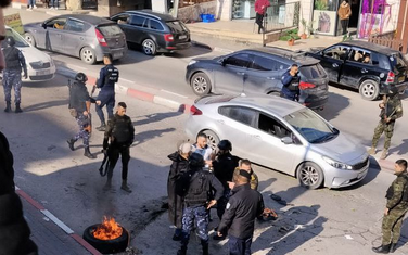 غضب شعبي يتصاعد في الضفة ضد قرار قطع رواتب الأسرى والشهداء