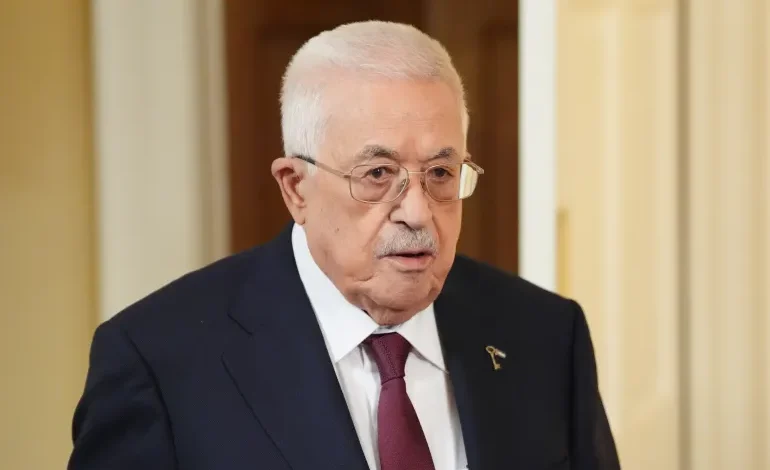 المساس بحقوق الأسرى والشهداء يفضح فساد السلطة ويثير غضبًا شعبيًا