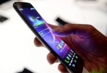 فضيحة فساد وامتيازات شخصية وراء حظر السلطة استيراد الهواتف الذكية