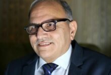 هاني المصري يحذّر من تكرار فخ أوسلو عبر مسودة الدستور