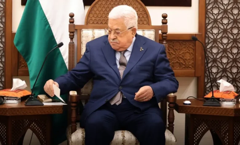 مليارات المانحين تبخّرت.. قيادات فتحاوية تفضح الفساد وتدمير المؤسسات