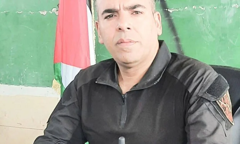 نبش القبور خدمةً للاحتلال.. العميل رامي حلس يواصل الدور القذر