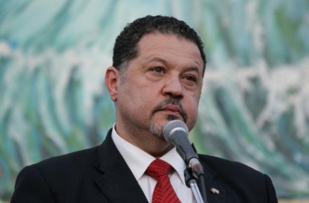 مستحقات الأسرى وصعود اسم ابن عباس.. ماذا يجري داخل فتح؟