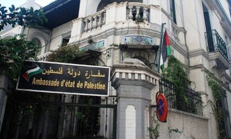 السلطة تحوّل سفاراتها إلى أدوات عقاب بحق أهالي غزة