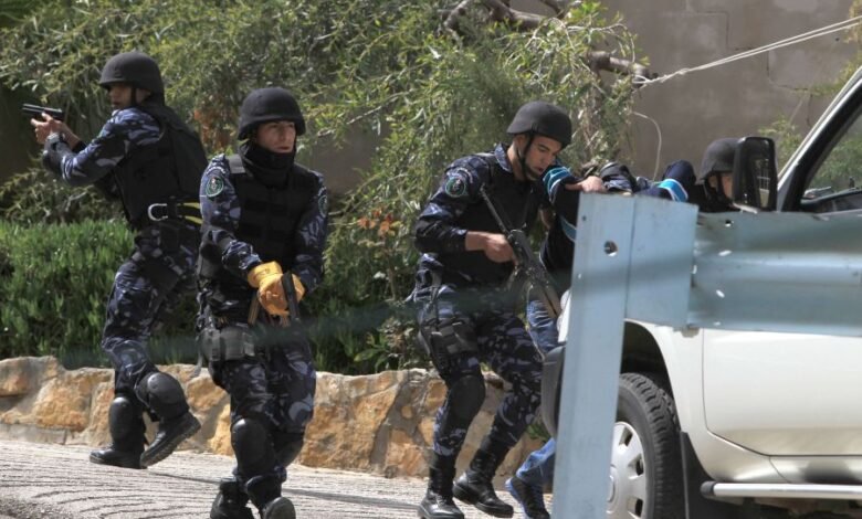 235 انتهاكًا لأجهزة السلطة في الضفة خلال ديسمبر ويناير