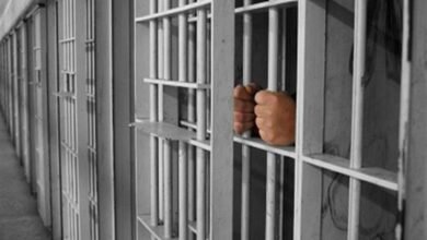 تجاهل القضاء والإهمال الصحي.. سجون السلطة على صفيح ساخن