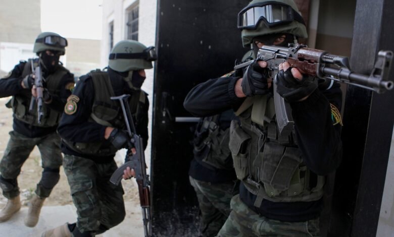 هجوم لاذع على أجهزة السلطة.. 60 ألف عنصر لا يحمون الشعب ودعوة لعصيان مدني