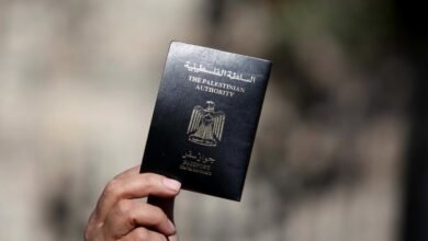 قيادي فتحاوي يدعو مخابرات رام الله إلى إنهاء “مهزلة” احتجاز الجوازات