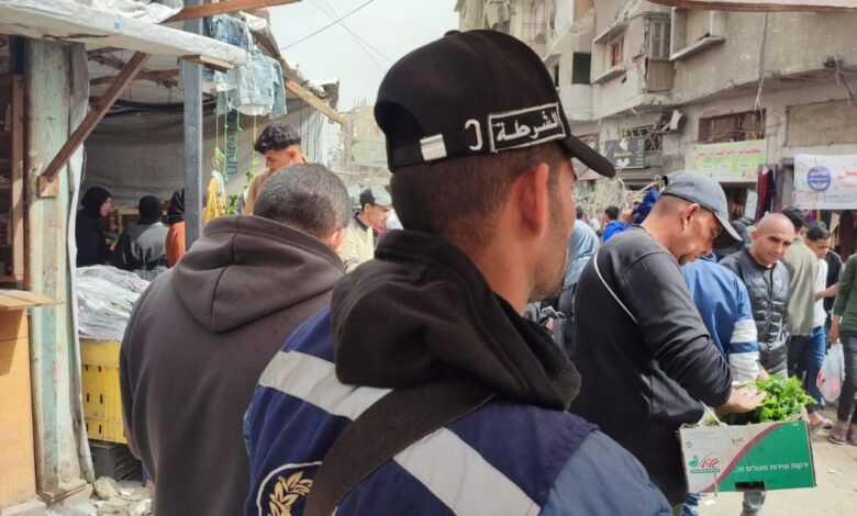 حملات مكثفة لمراقبة الأسواق وملاحقة المحتكرين في قطاع غزة