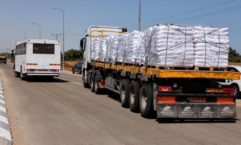 أزمة الغذاء في غزة.. كيف يتحكم “أصحاب التنسيقات” بالأسواق؟